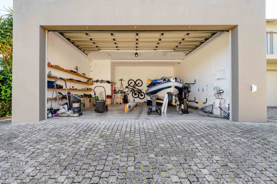 5 Bedroom Property for Sale in Keurbooms River Western Cape